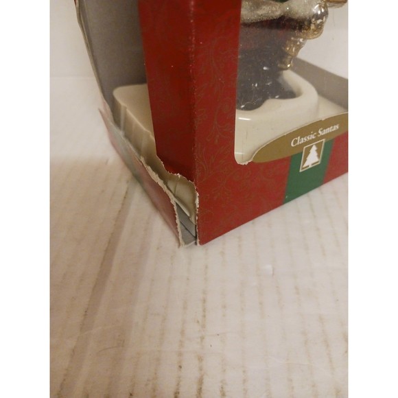 Vintage Brass Key Christmas Treasures Hand-Crafted Glass Classic Santa Ornament - Picture 5 of 6